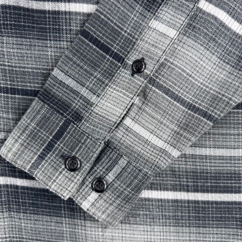 Columbia Button Down Mens M Medium Grey Plaid Omni-Wick Long Sleeve Hiking Shirt - Picture 6 of 16